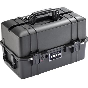 Pelican™ 1465 Air Case with press and pull latches